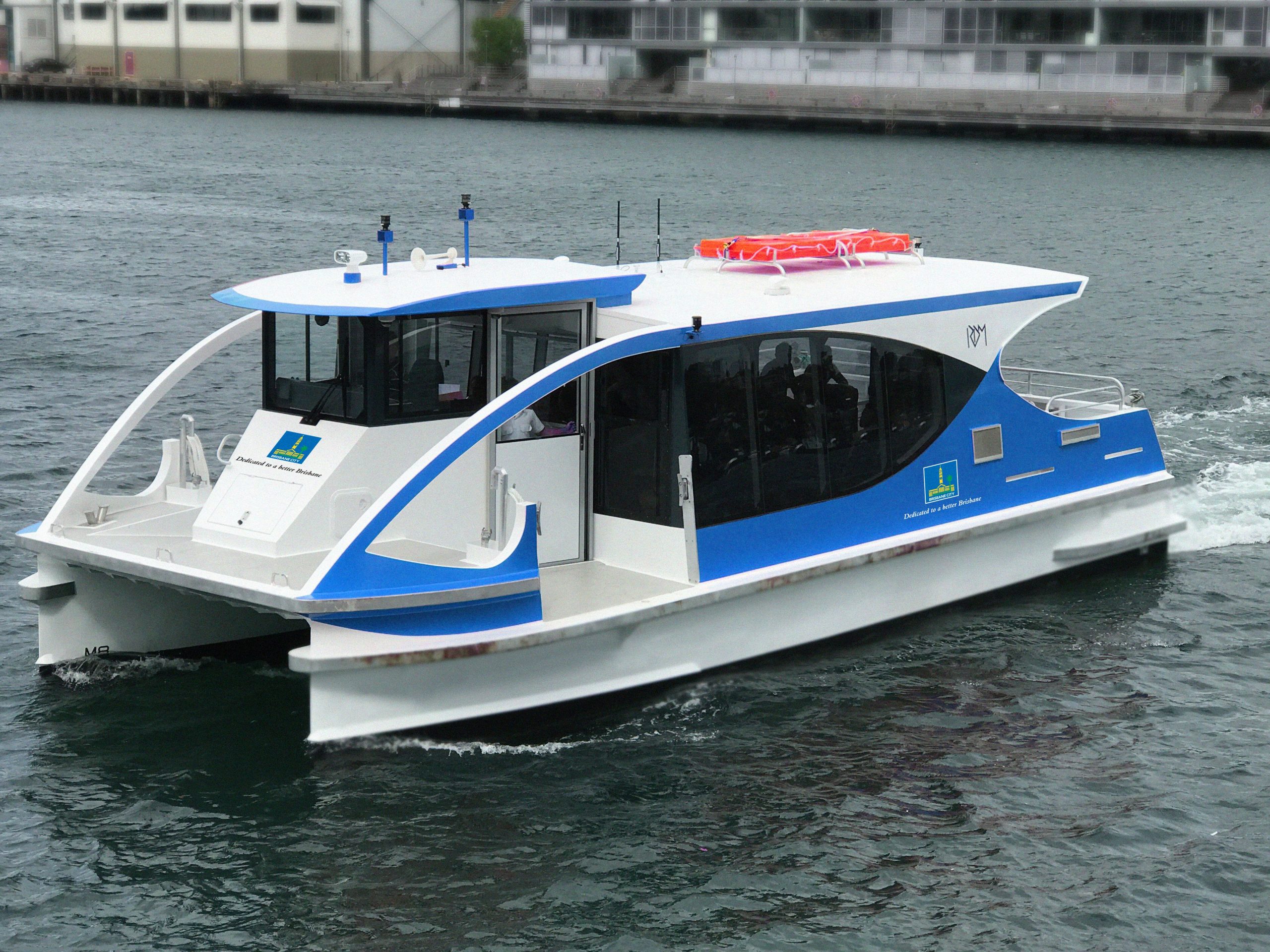 catamaran brisbane river